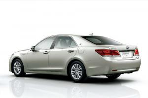 2014 Toyota Crown Royal Saloon G Hybrid