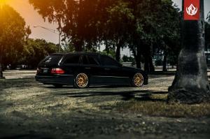 2014 Mercedes-Benz E350 Estate on VIP Modular Wheels
