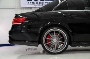 2014 Mercedes-Benz E63 AMG S by Titanio Automotive
