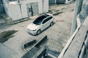 2014 Mercedes-Benz GL550 by MC Customs