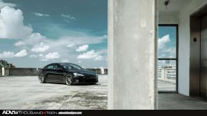 2014 Tesla Model S by ADV.1 Wheels