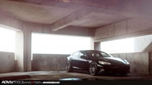 2014 Tesla Model S by ADV.1 Wheels