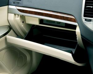 2014 Mitsubishi Pajero 5-Door JP)