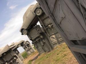 Необычный памятник Кархендж