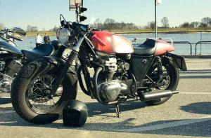 Kawasaki W650 JagdBobber