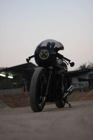 2014 Honda CBX750 M1-2 by Kerkus Cycles