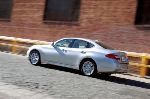 2012 Infiniti M35h