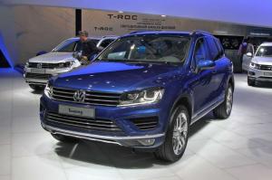 2014 Volkswagen Touareg Live From Moscow 2014