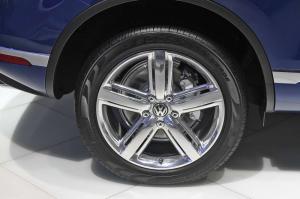 2014 Volkswagen Touareg Live From Moscow 2014