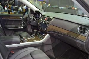 2014 Haval H8 Live From Moscow 2014