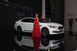 2014 Kia Quoris Live From Moscow 2014