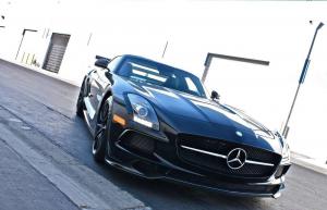 2014 Mercedes-Benz SLS AMG by World Motorsports