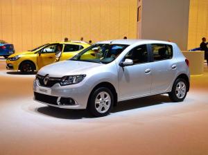 В Москве огласили цены на новые автомобили Renault Sandero