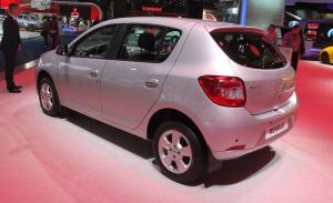 2014 Renault Sandero Live From Moscow 2014