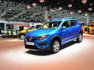 2014 Renault Sandero Stepway Live From Moscow 2014