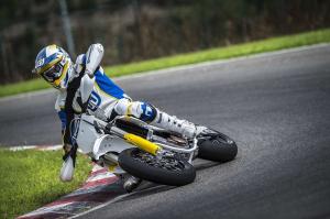 Husqvarna FS450 2015: австрийское перерождение