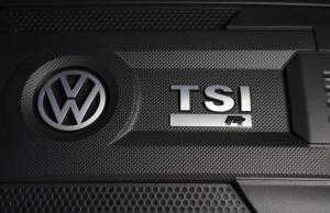 2013 Volkswagen Golf R 5-Door