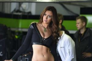 расотки Monster Energy