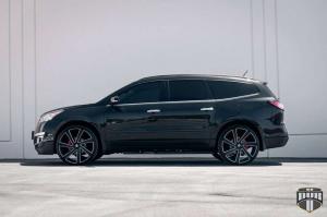 2014 Chevrolet Acadia on DUB Wheels