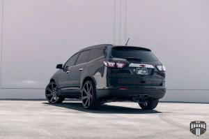 2014 Chevrolet Acadia on DUB Wheels