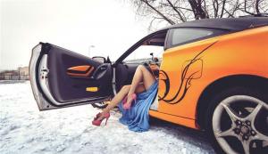 Toyota Celica и очаровательная девушка