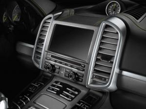 2014 Porsche Cayenne S E-Hybrid by Porsche Exclusive