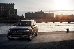 2014 Volvo XC90 T6 AWD First Edition