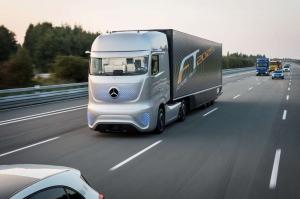 2014 Mercedes-Benz Future Truck 2025