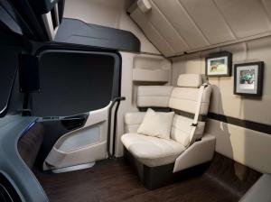 2014 Mercedes-Benz Future Truck 2025