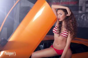 Красивая незнакомка и Lamborghini