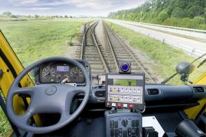2014 Mercedes-Benz Unimog U423 Road-Raile