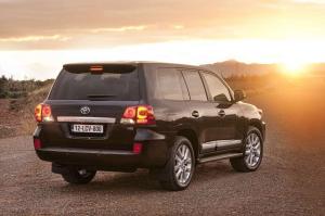 2012 Toyota Land Cruiser 200