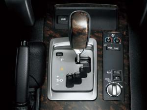 2012 Toyota Land Cruiser 200