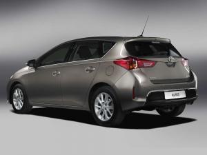 2012 Toyota Auris
