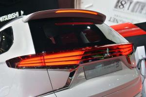 2014 Mitsubishi Outlander PHEV Concept-S Live From Paris 2014