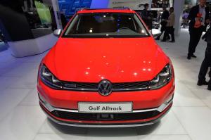 2014 Volkswagen Golf Alltrack Live From Paris 2014