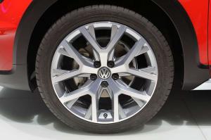 2014 Volkswagen Golf Alltrack Live From Paris 2014