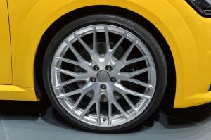 2014 Audi TTS Roadster Live From Paris 2014