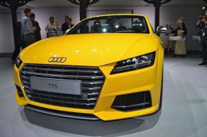 2014 Audi TTS Roadster Live From Paris 2014