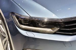 2014 Volkswagen Passat GTE Live From Paris 2014