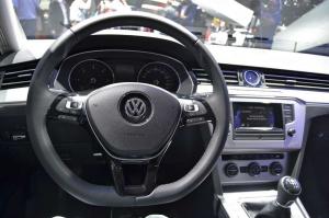 2014 Volkswagen Passat GTE Live From Paris 2014