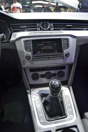 2014 Volkswagen Passat GTE Live From Paris 2014