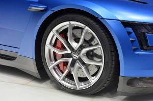 2014 Volkswagen XL Sport Live From Paris 2014