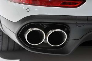 2014 Porsche Cayenne S E-Hybrid Live From Paris 2014