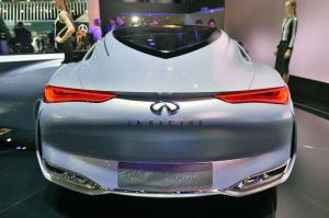 2014 Infiniti Q80 Inspiration Live From Paris 2014