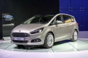 2014 Ford S-Max Live From Paris 2014