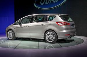 2014 Ford S-Max Live From Paris 2014