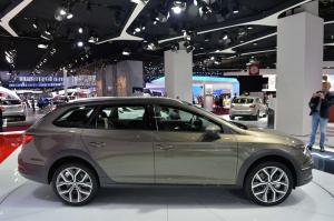 Seat Leon X-Perience Live From Paris