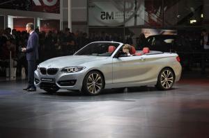 2014 BMW 2-Series Cabriolet Live From Paris 2014