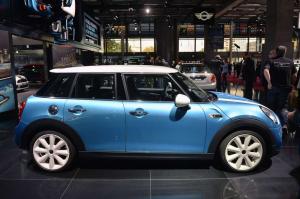 2015 Mini Hardtop 5-Door Live From Paris 2014